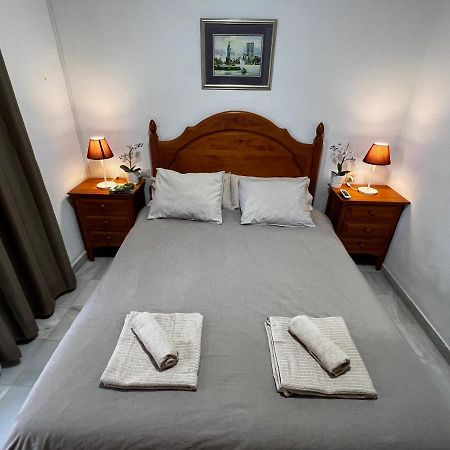 Synergy Apartment, 2 Bedroom, City Center By Namaste Elite 토레몰리노스 외부 사진