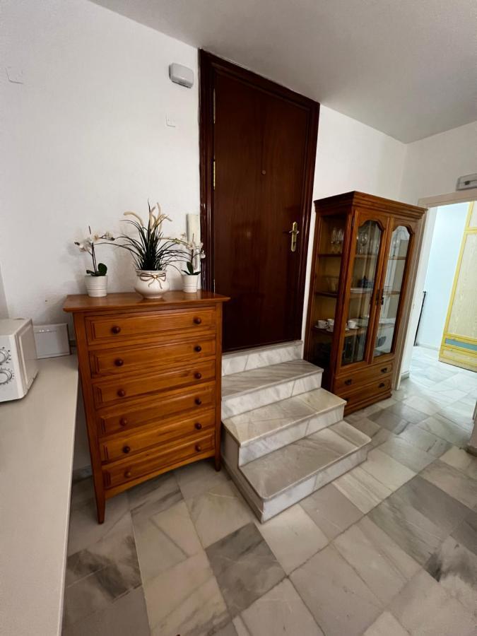 Synergy Apartment, 2 Bedroom, City Center By Namaste Elite 토레몰리노스 외부 사진
