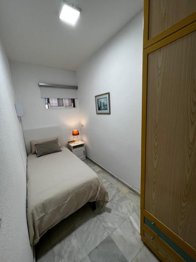 Synergy Apartment, 2 Bedroom, City Center By Namaste Elite 토레몰리노스 외부 사진