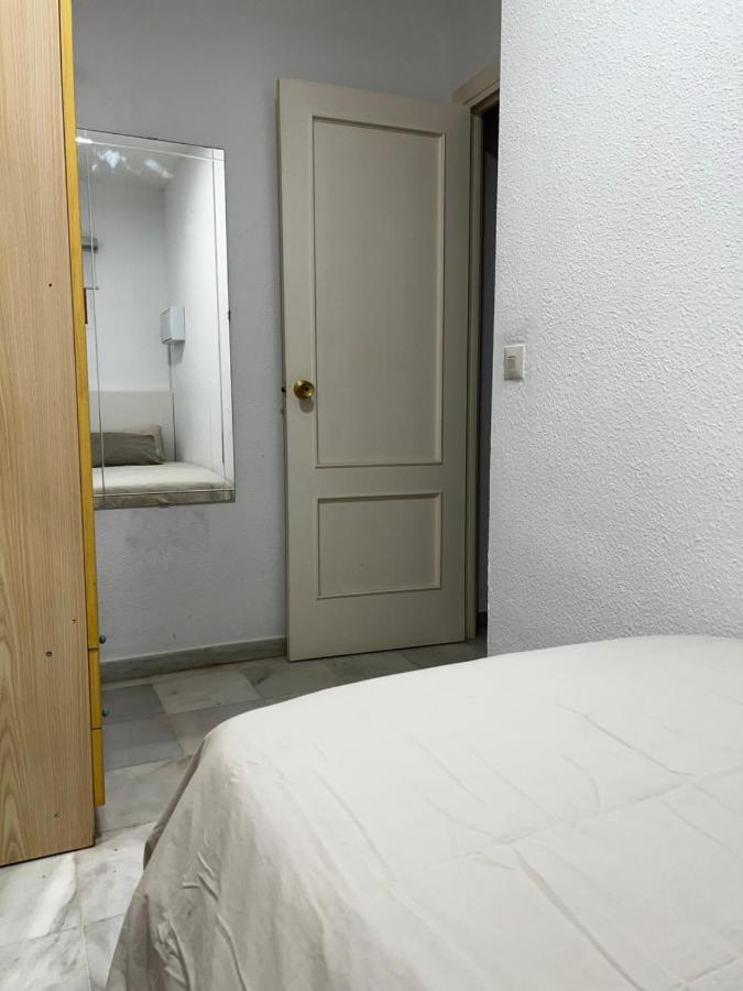 Synergy Apartment, 2 Bedroom, City Center By Namaste Elite 토레몰리노스 외부 사진