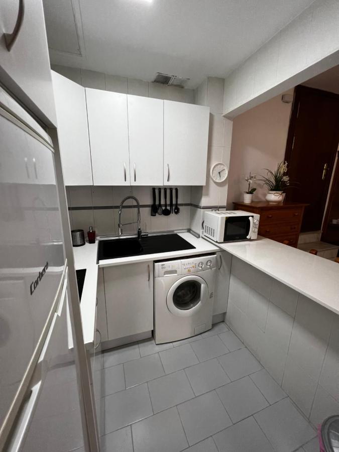 Synergy Apartment, 2 Bedroom, City Center By Namaste Elite 토레몰리노스 외부 사진