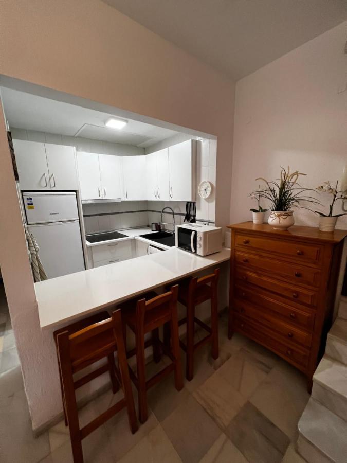 Synergy Apartment, 2 Bedroom, City Center By Namaste Elite 토레몰리노스 외부 사진